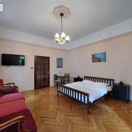Gosztonyi Villa-3